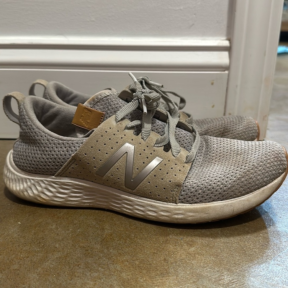 New Balance Tennis Shoes